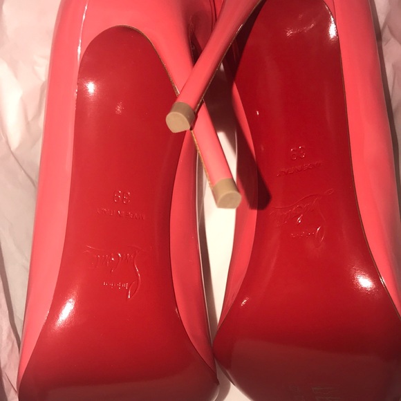 Heels - Picture 3 of 4